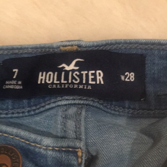 Hollister Jean shorts - Picture 2 of 4
